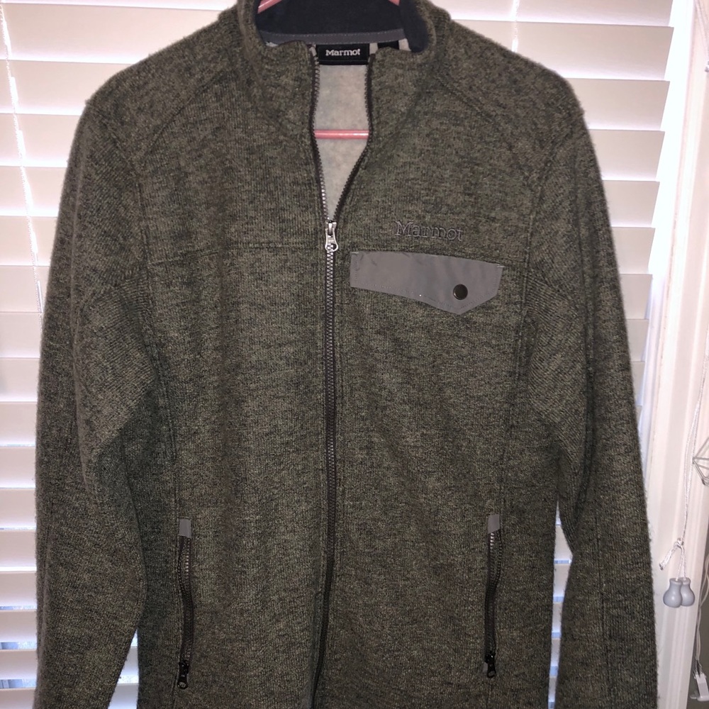 Fleece Zip-up